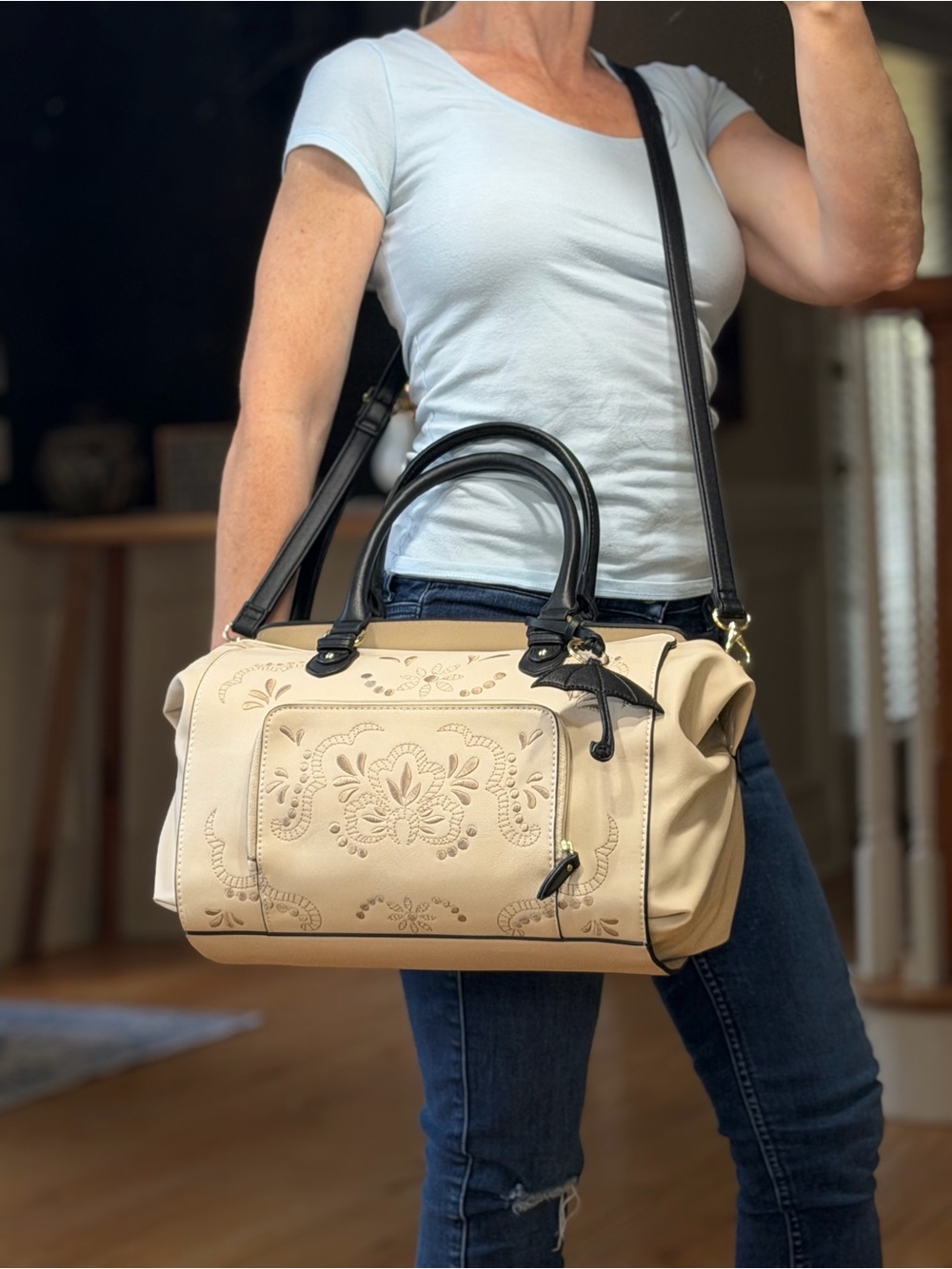 Danielle Nicole Ultra Rare Hard to Find Disney x Mary Poppins East End Satchel - Picture 6 of 16